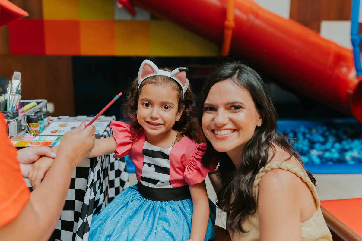 fotografa fotografia festa infantil 5 anos Laura espoleta barato de Lucena rio de janeiro rj familia casa de festas 