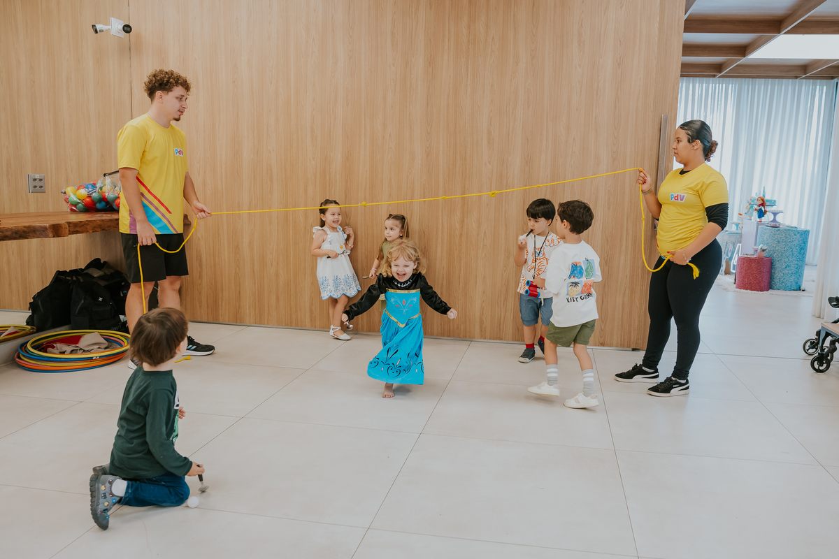 fotografia festa infantil fotografa familia 4 anos Cecilia tema Frozen botafogo zona sul rio de janeiro rj evento 