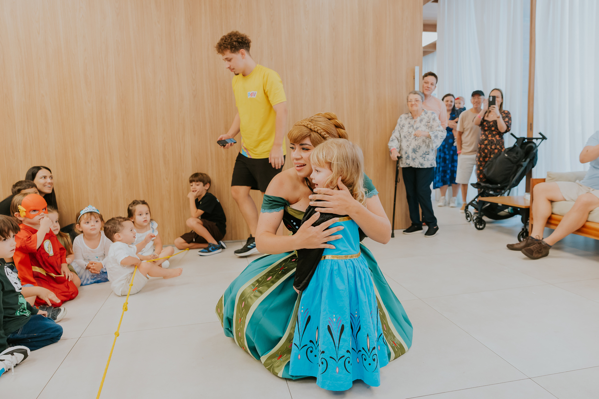 fotografia festa infantil fotografa familia 4 anos Cecilia tema Frozen botafogo zona sul rio de janeiro rj evento 