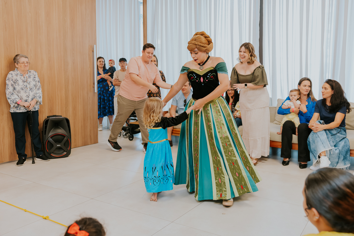 fotografia festa infantil fotografa familia 4 anos Cecilia tema Frozen botafogo zona sul rio de janeiro rj evento 