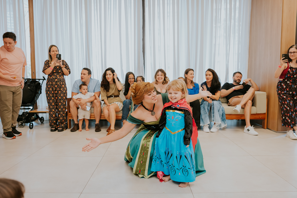 fotografia festa infantil fotografa familia 4 anos Cecilia tema Frozen botafogo zona sul rio de janeiro rj evento 
