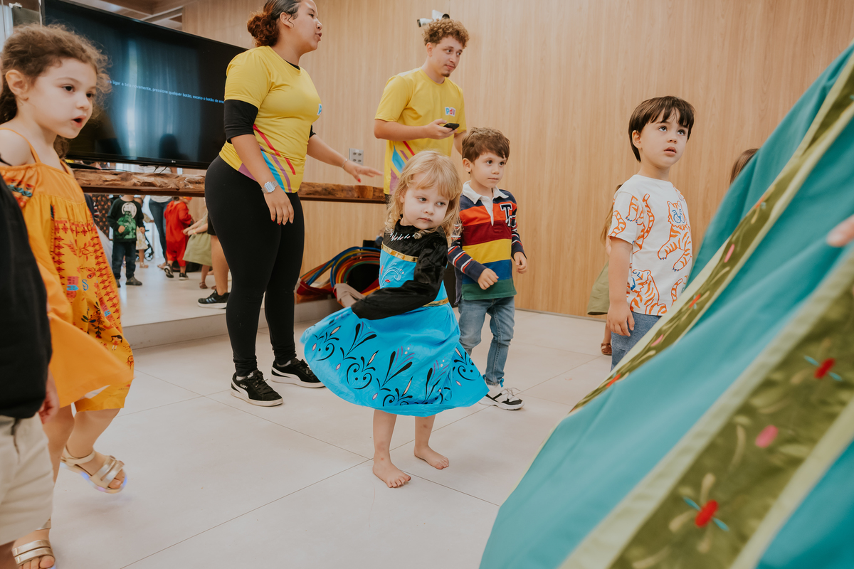 fotografia festa infantil fotografa familia 4 anos Cecilia tema Frozen botafogo zona sul rio de janeiro rj evento 