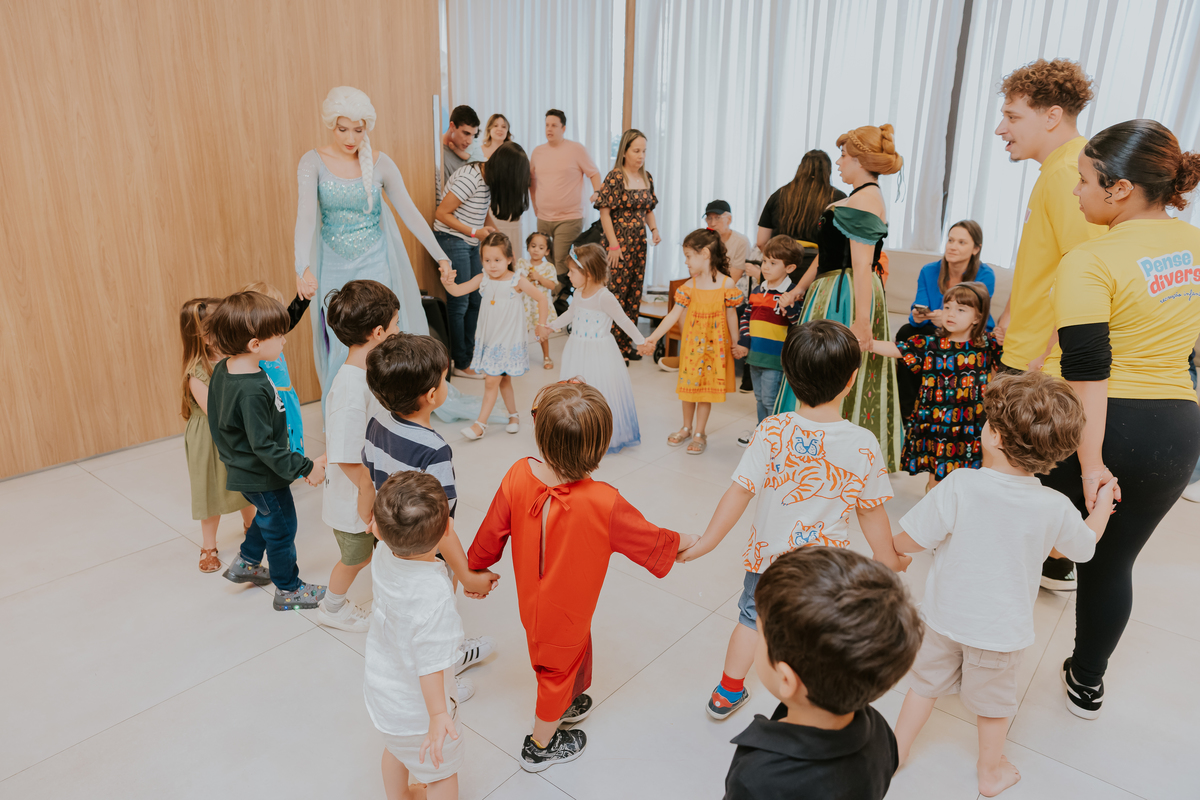 fotografia festa infantil fotografa familia 4 anos Cecilia tema Frozen botafogo zona sul rio de janeiro rj evento 
