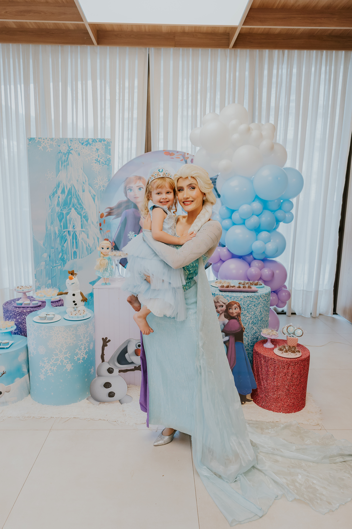 fotografia festa infantil fotografa familia 4 anos Cecilia tema Frozen botafogo zona sul rio de janeiro rj evento 