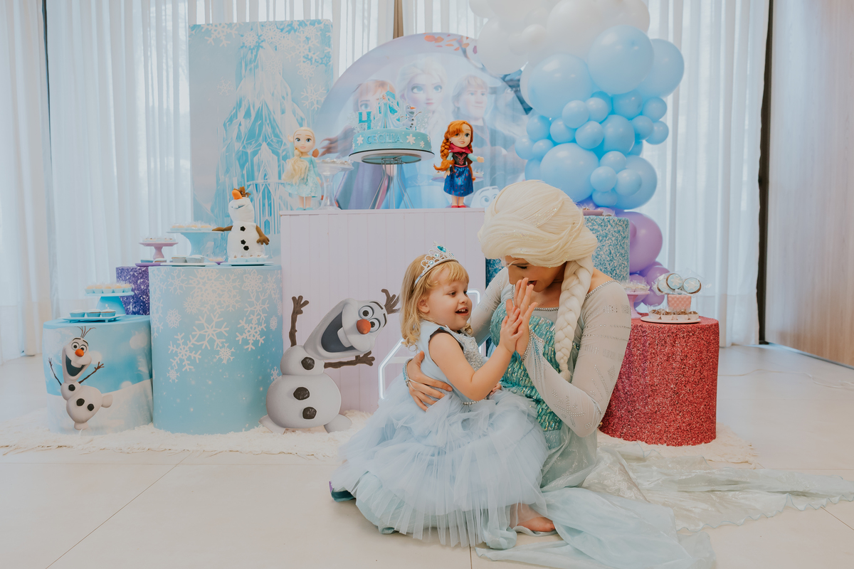 fotografia festa infantil fotografa familia 4 anos Cecilia tema Frozen botafogo zona sul rio de janeiro rj evento 