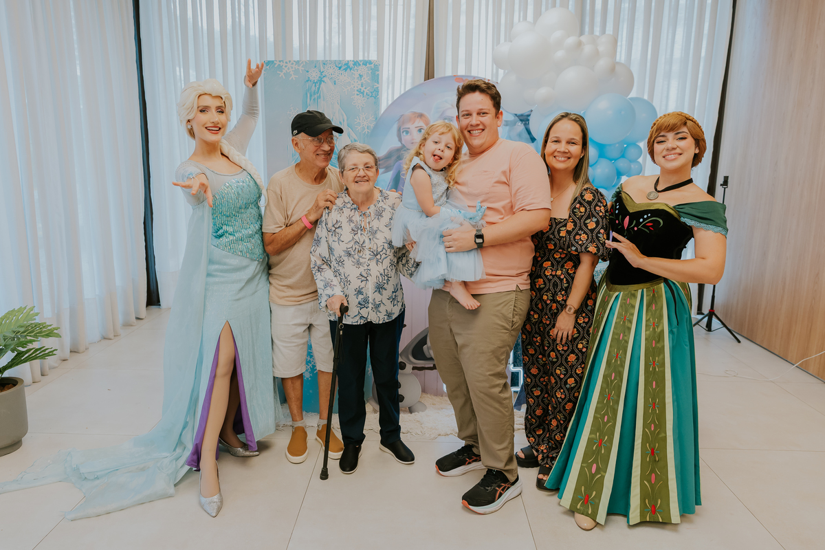 fotografia festa infantil fotografa familia 4 anos Cecilia tema Frozen botafogo zona sul rio de janeiro rj evento 