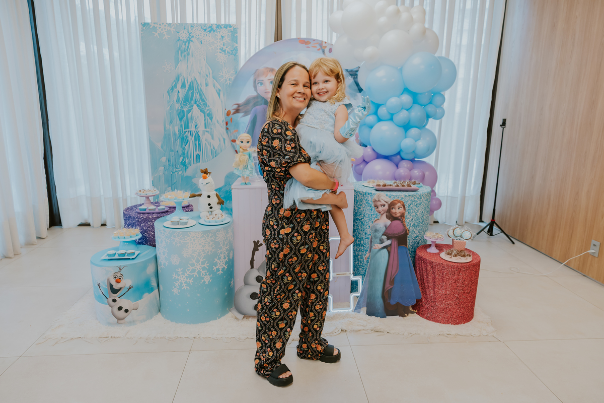 fotografia festa infantil fotografa familia 4 anos Cecilia tema Frozen botafogo zona sul rio de janeiro rj evento 