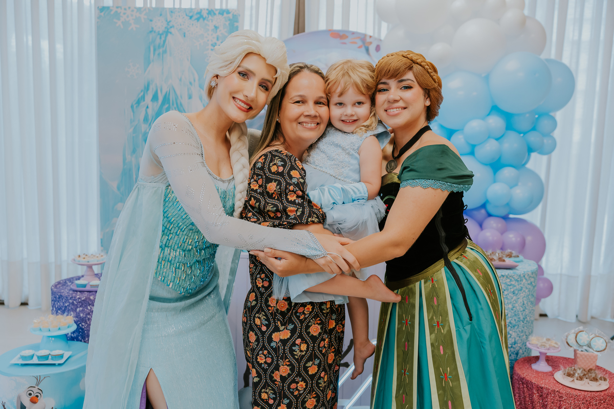fotografia festa infantil fotografa familia 4 anos Cecilia tema Frozen botafogo zona sul rio de janeiro rj evento 