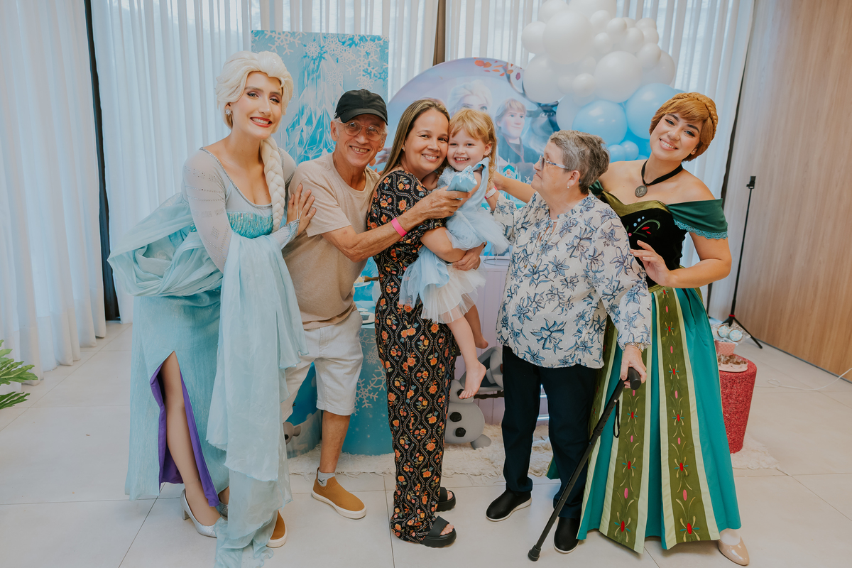 fotografia festa infantil fotografa familia 4 anos Cecilia tema Frozen botafogo zona sul rio de janeiro rj evento 