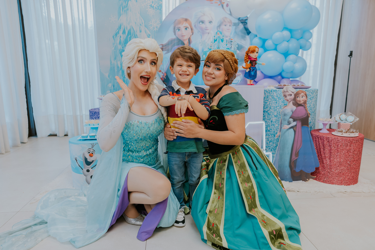 fotografia festa infantil fotografa familia 4 anos Cecilia tema Frozen botafogo zona sul rio de janeiro rj evento 