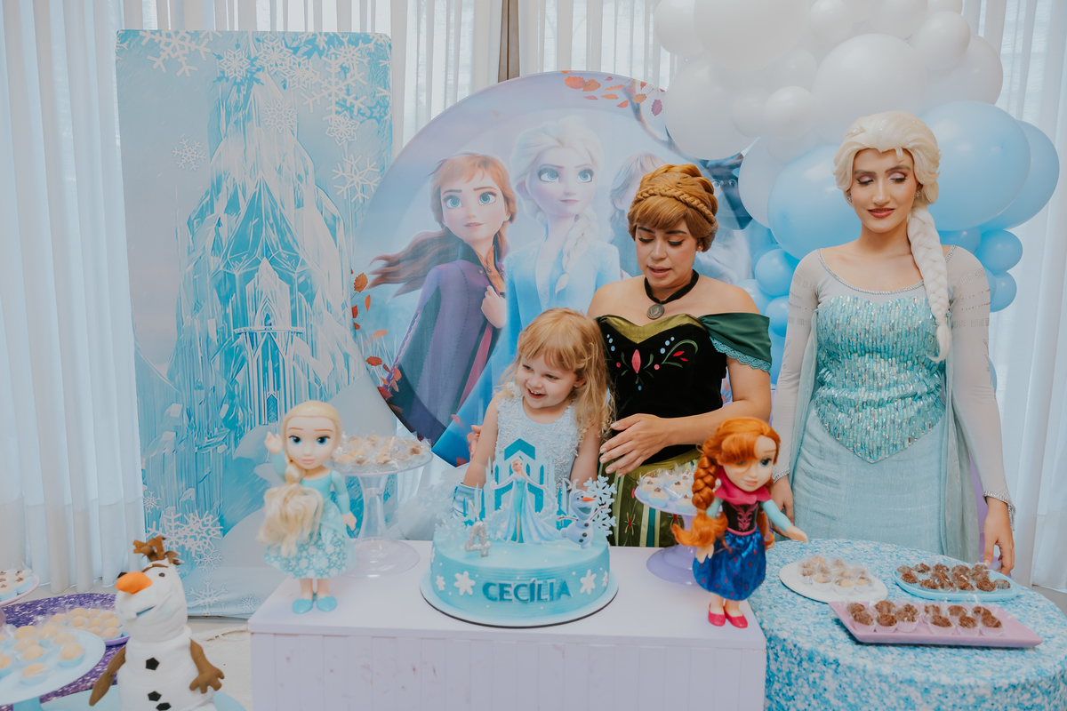 fotografia festa infantil fotografa familia 4 anos Cecilia tema Frozen botafogo zona sul rio de janeiro rj evento 