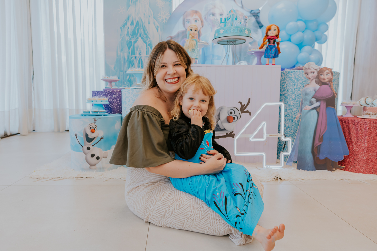 fotografia festa infantil fotografa familia 4 anos Cecilia tema Frozen botafogo zona sul rio de janeiro rj evento 