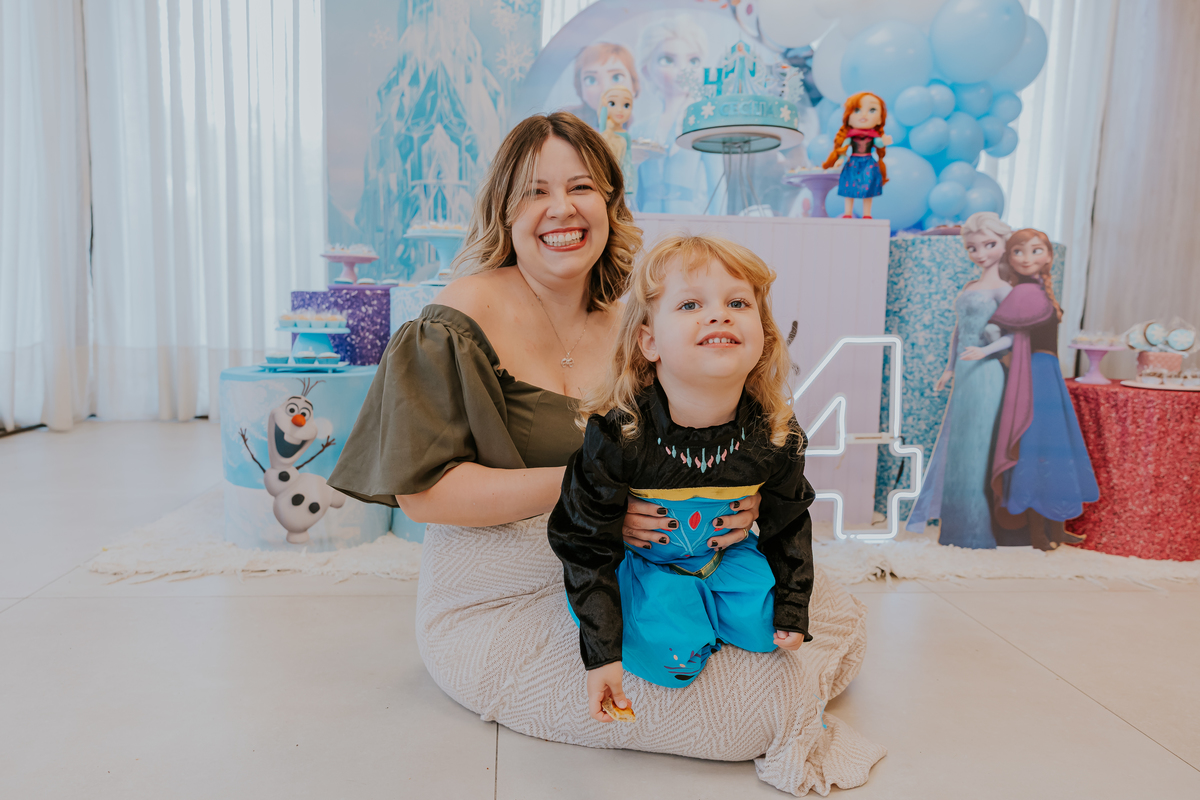 fotografia festa infantil fotografa familia 4 anos Cecilia tema Frozen botafogo zona sul rio de janeiro rj evento 