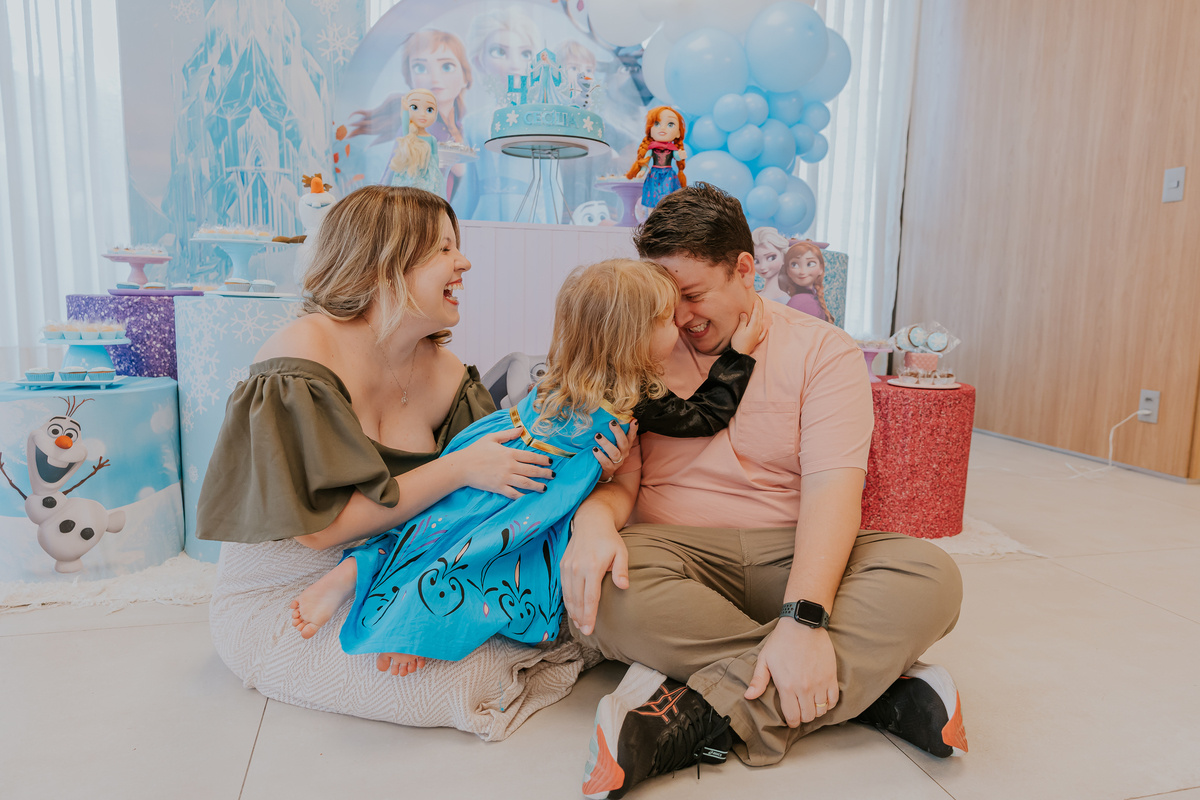 fotografia festa infantil fotografa familia 4 anos Cecilia tema Frozen botafogo zona sul rio de janeiro rj evento 