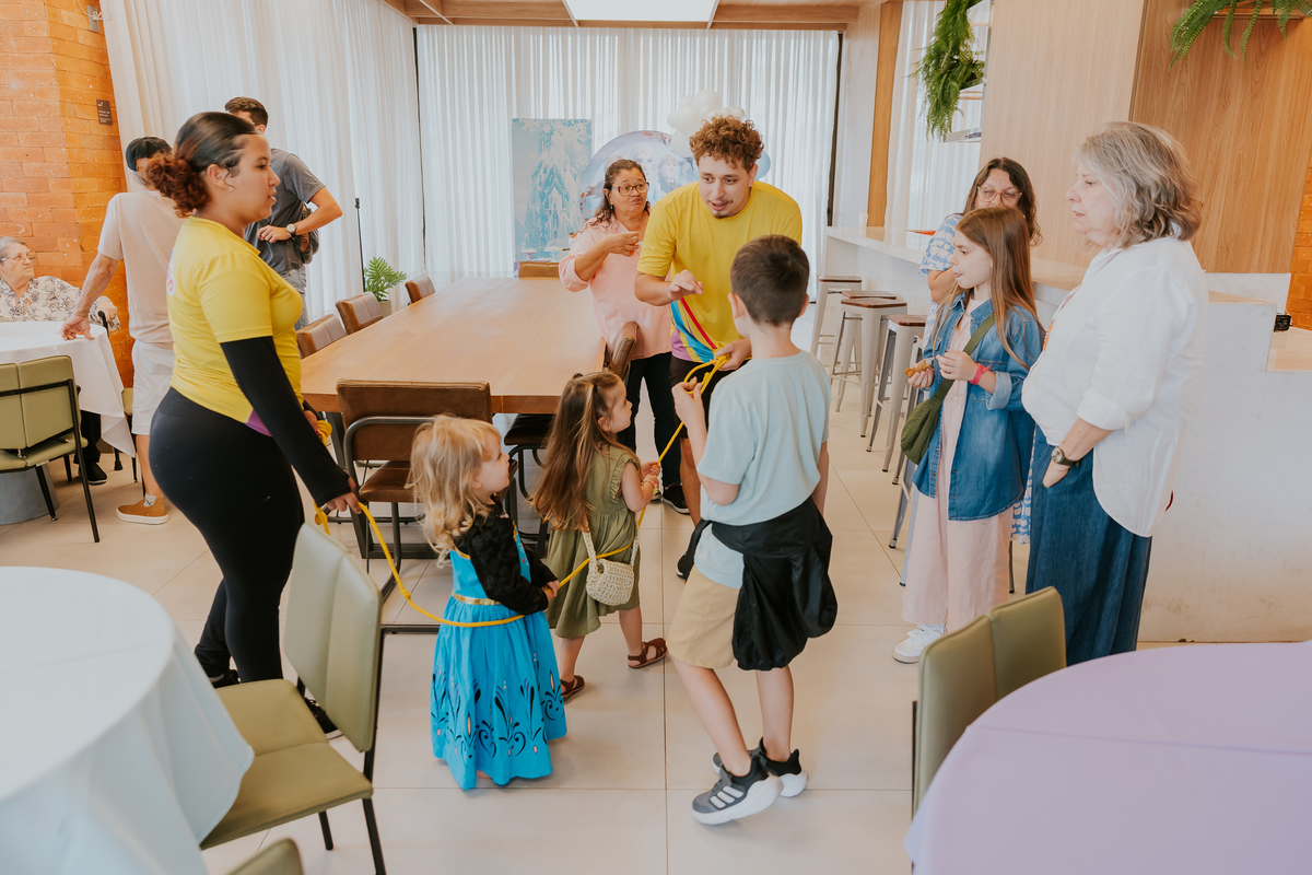 fotografia festa infantil fotografa familia 4 anos Cecilia tema Frozen botafogo zona sul rio de janeiro rj evento 