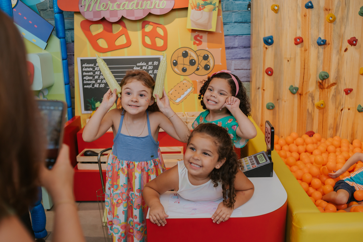 fotografia festa infantil 5 anos Isadora casa de festas loft 421 Río de Janeiro Tijuca fotografa familia tema sereia 