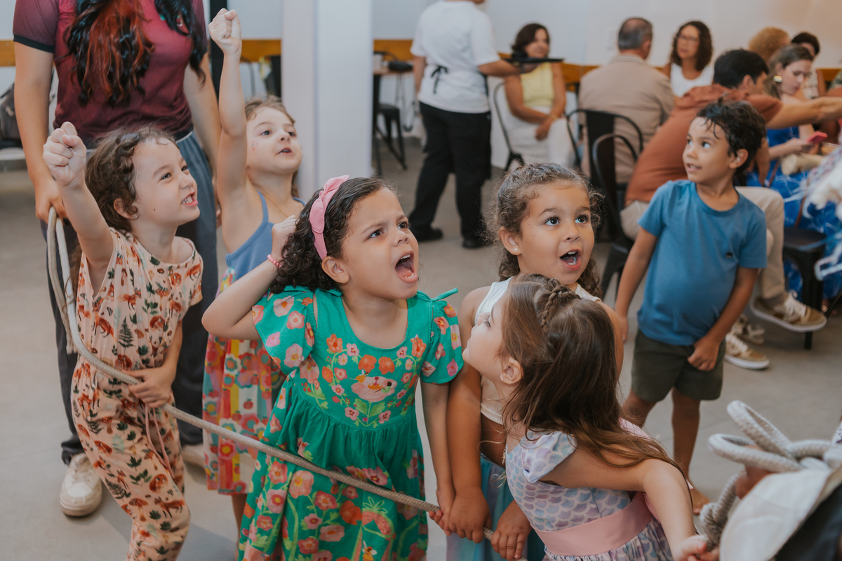 fotografia festa infantil 5 anos Isadora casa de festas loft 421 Río de Janeiro Tijuca fotografa familia tema sereia 