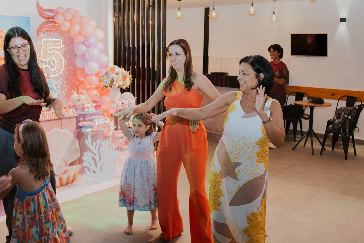 fotografia festa infantil 5 anos Isadora casa de festas loft 421 Río de Janeiro Tijuca fotografa familia tema sereia fotografia festa infantil 5 anos Isadora casa de festas loft 421 Río de Janeiro Tijuca fotografa familia tema sereia 