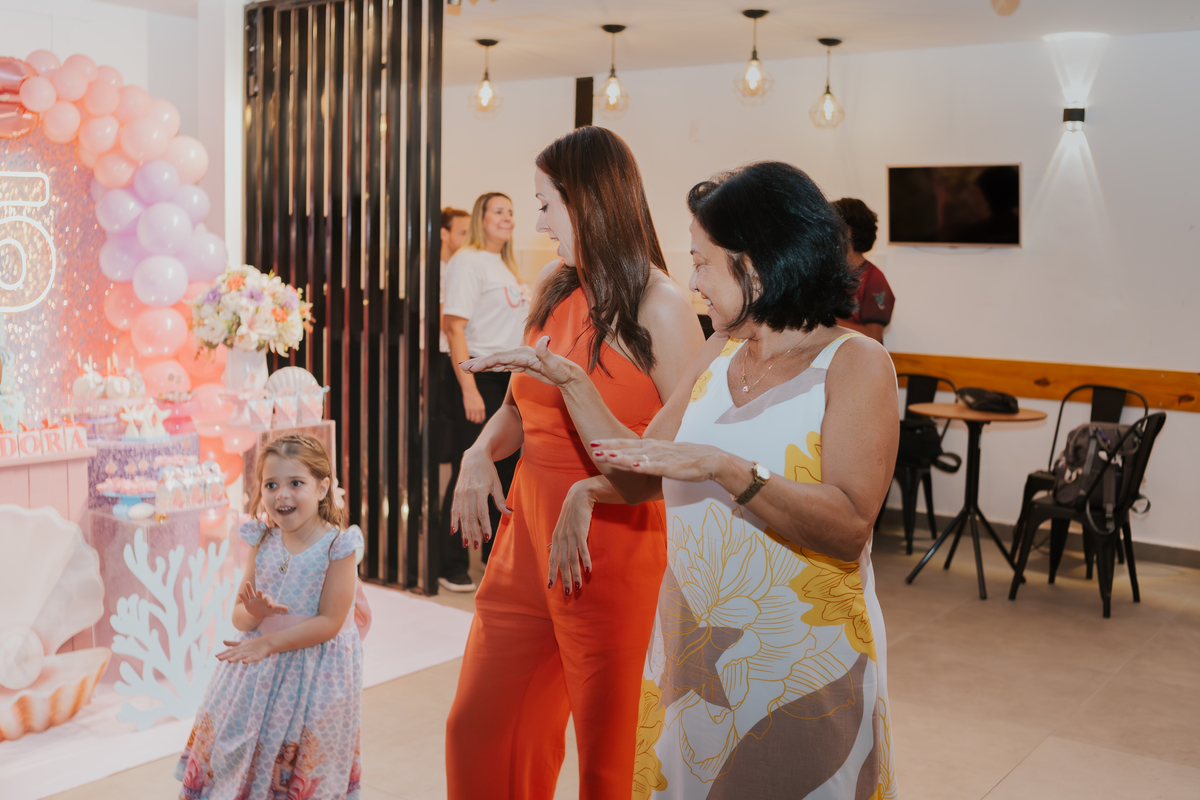 fotografia festa infantil 5 anos Isadora casa de festas loft 421 Río de Janeiro Tijuca fotografa familia tema sereia 