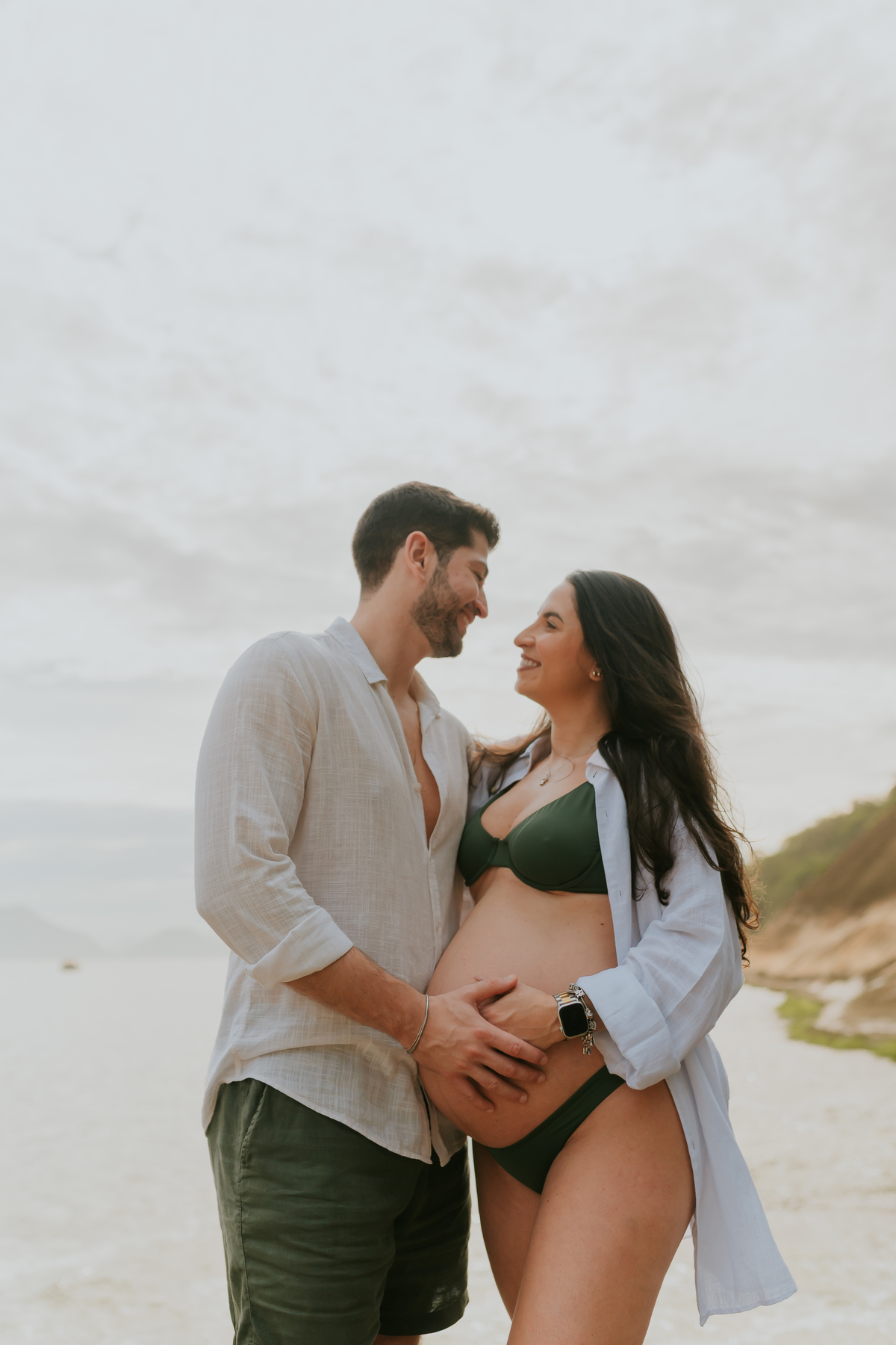 fotografa bruna Guerson fotografia ensaio gestante gravida a espera da Giovana praia vermelha urca rio de janeiro rj ao ar livre 