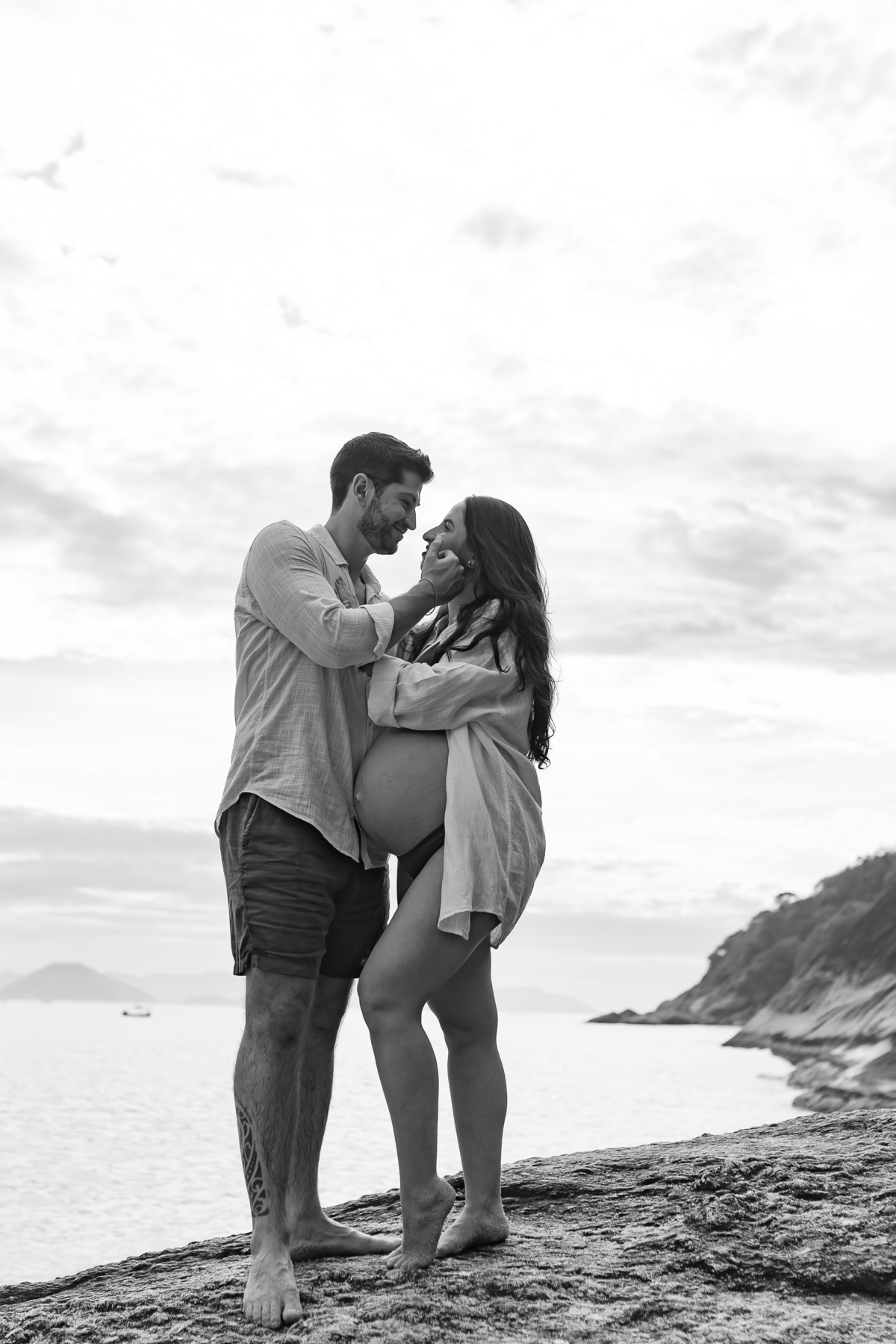 fotografa bruna Guerson fotografia ensaio gestante gravida a espera da Giovana praia vermelha urca rio de janeiro rj ao ar livre 