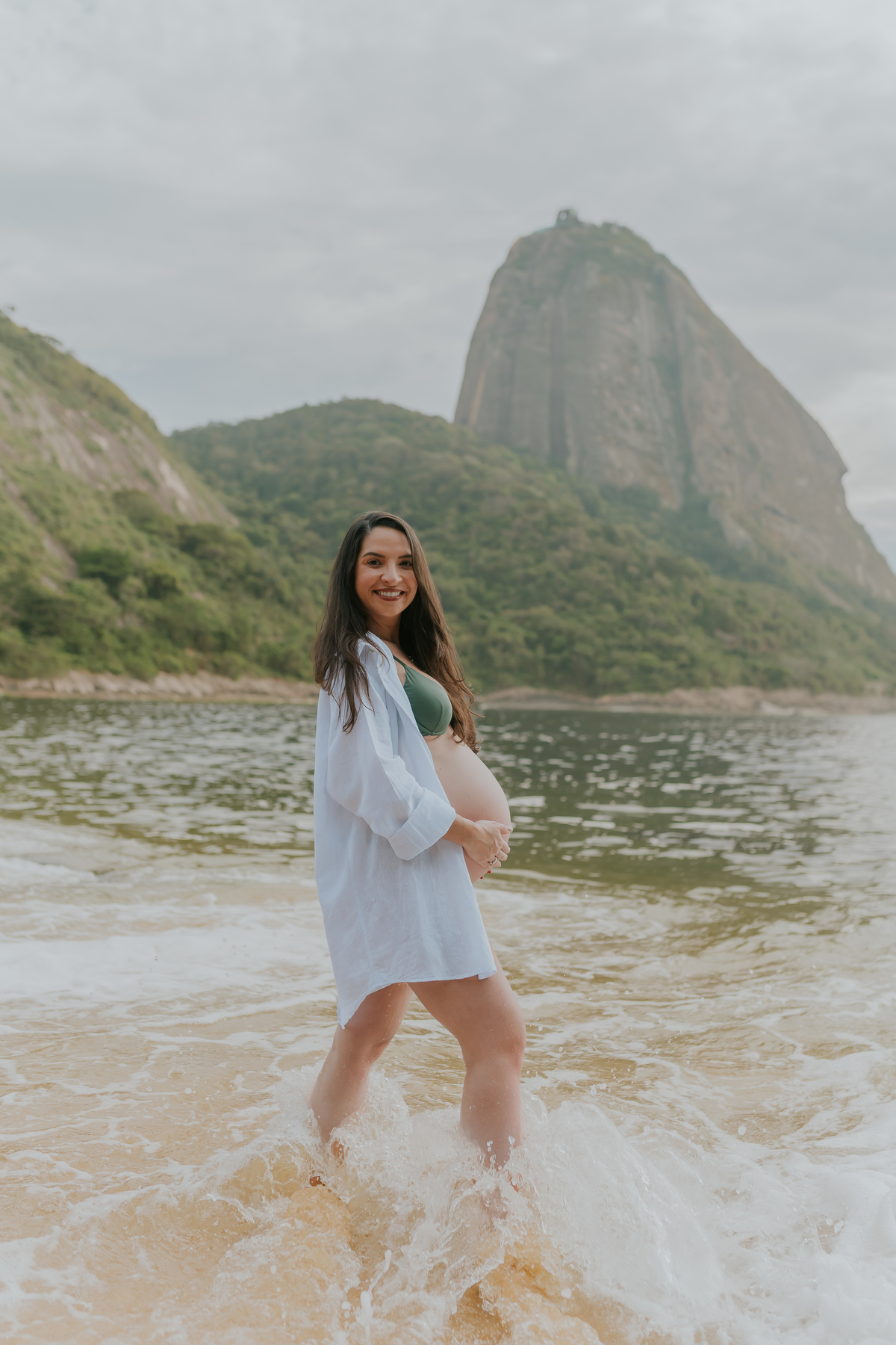 fotografa bruna Guerson fotografia ensaio gestante gravida a espera da Giovana praia vermelha urca rio de janeiro rj ao ar livre 