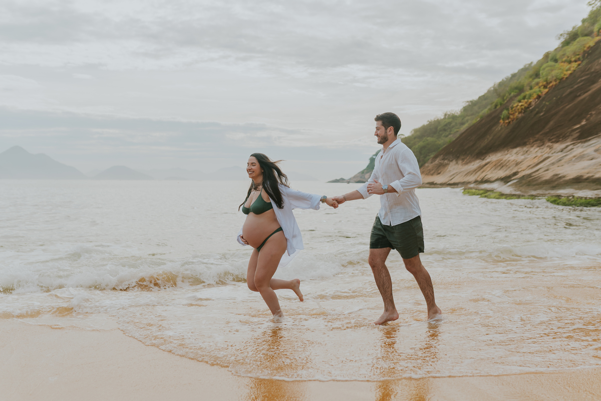 fotografa bruna Guerson fotografia ensaio gestante gravida a espera da Giovana praia vermelha urca rio de janeiro rj ao ar livre 