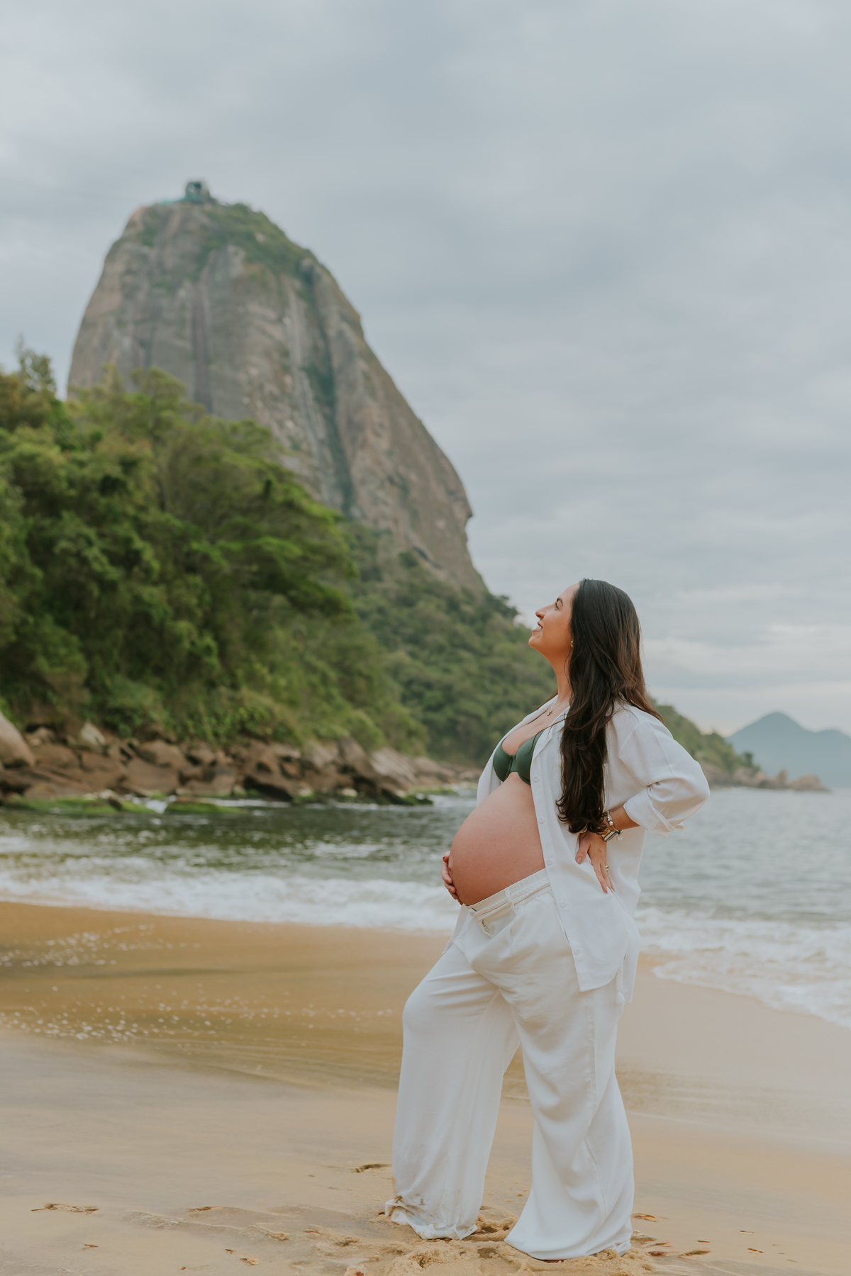 fotografa bruna Guerson fotografia ensaio gestante gravida a espera da Giovana praia vermelha urca rio de janeiro rj ao ar livre 
