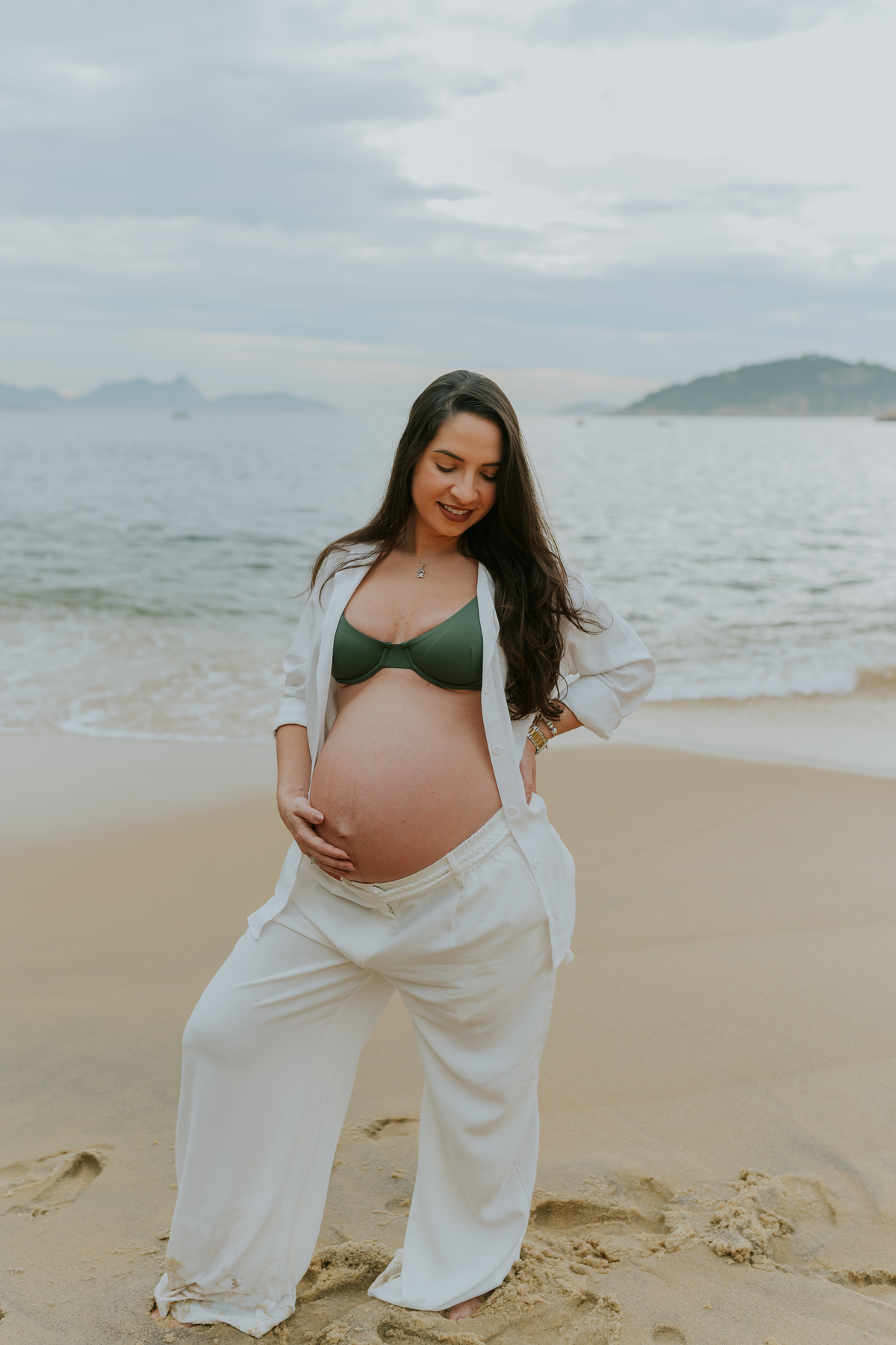 fotografa bruna Guerson fotografia ensaio gestante gravida a espera da Giovana praia vermelha urca rio de janeiro rj ao ar livre 