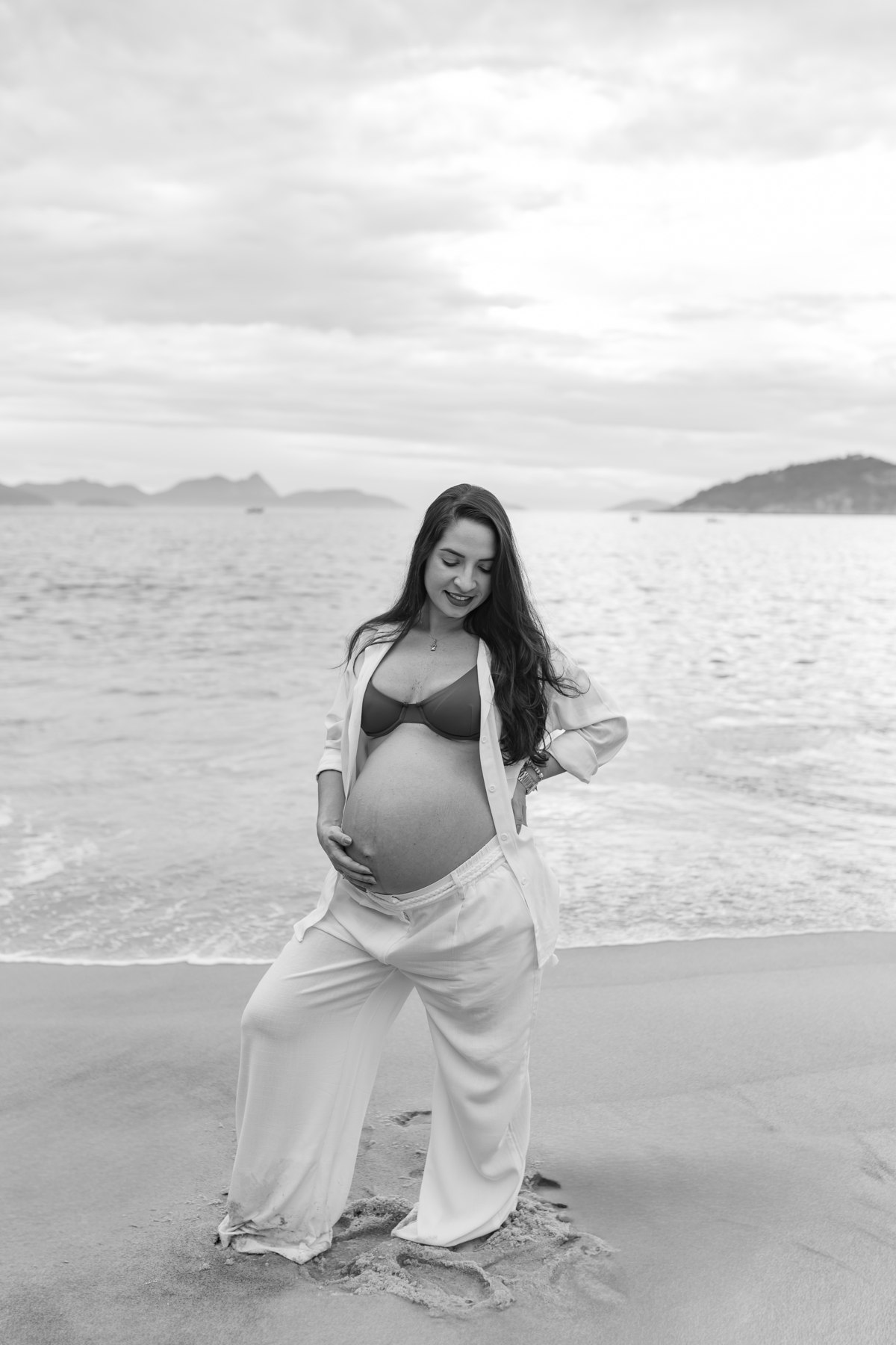 fotografa bruna Guerson fotografia ensaio gestante gravida a espera da Giovana praia vermelha urca rio de janeiro rj ao ar livre 