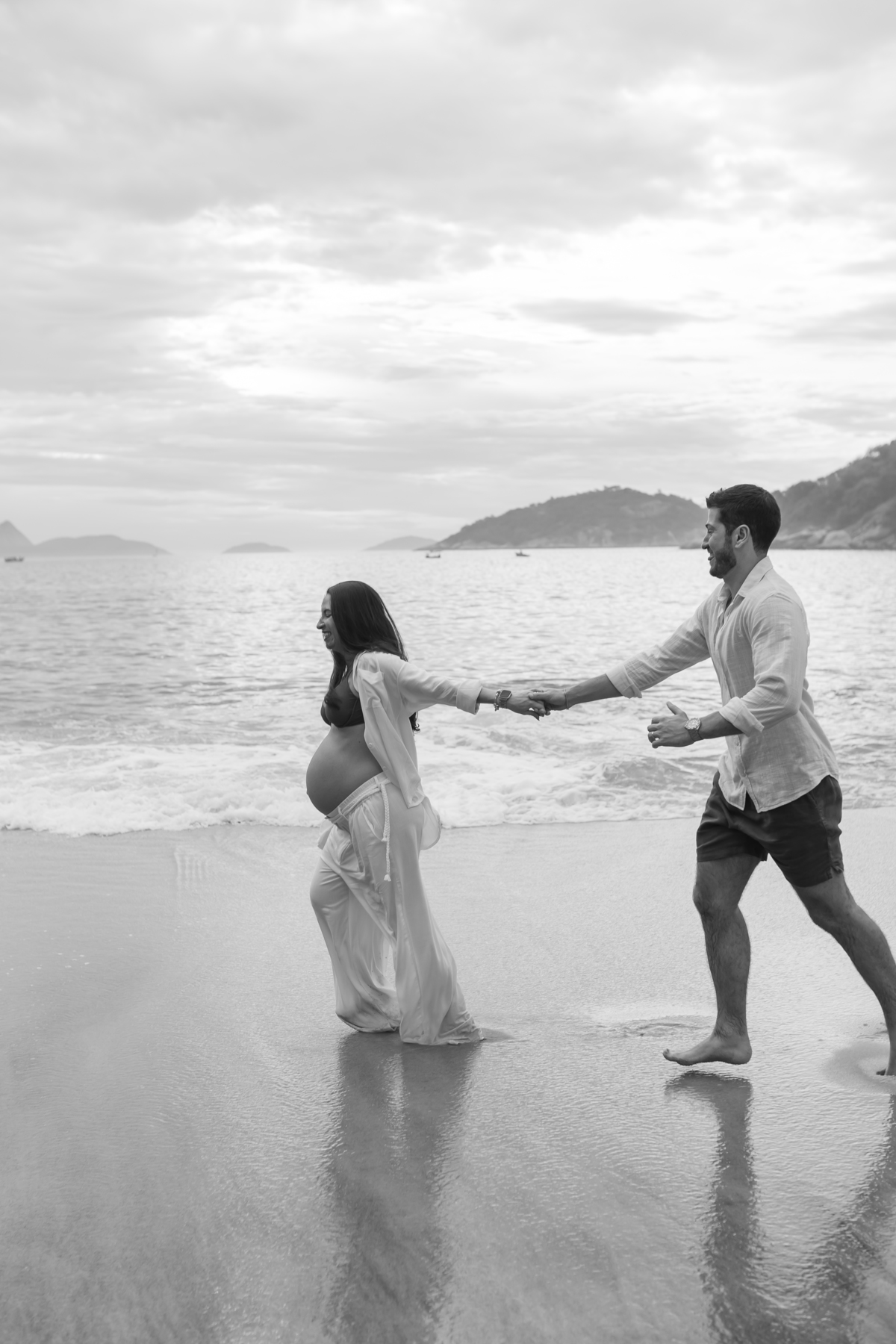 fotografa bruna Guerson fotografia ensaio gestante gravida a espera da Giovana praia vermelha urca rio de janeiro rj ao ar livre 