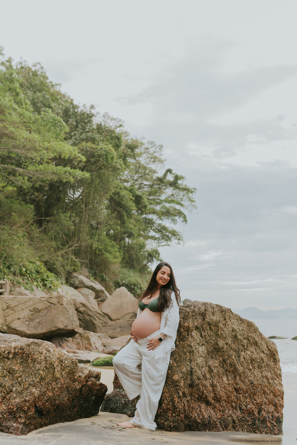 fotografa bruna Guerson fotografia ensaio gestante gravida a espera da Giovana praia vermelha urca rio de janeiro rj ao ar livre 