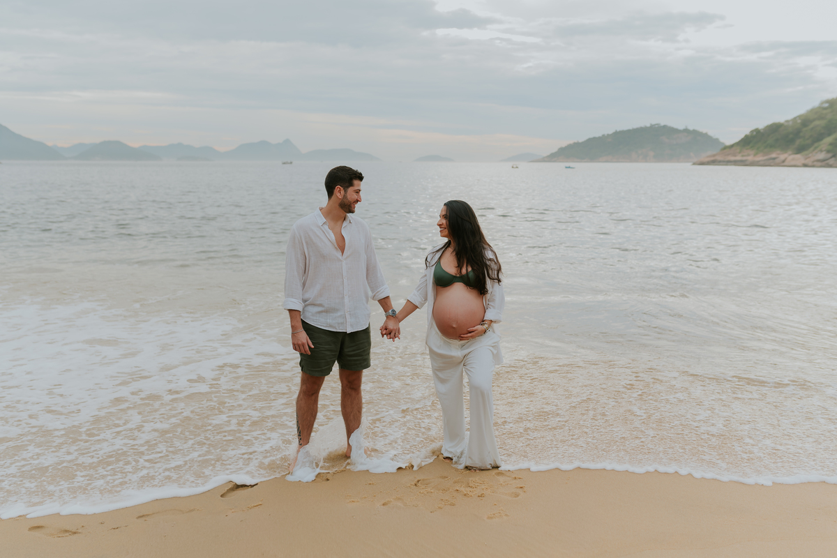 fotografa bruna Guerson fotografia ensaio gestante gravida a espera da Giovana praia vermelha urca rio de janeiro rj ao ar livre 