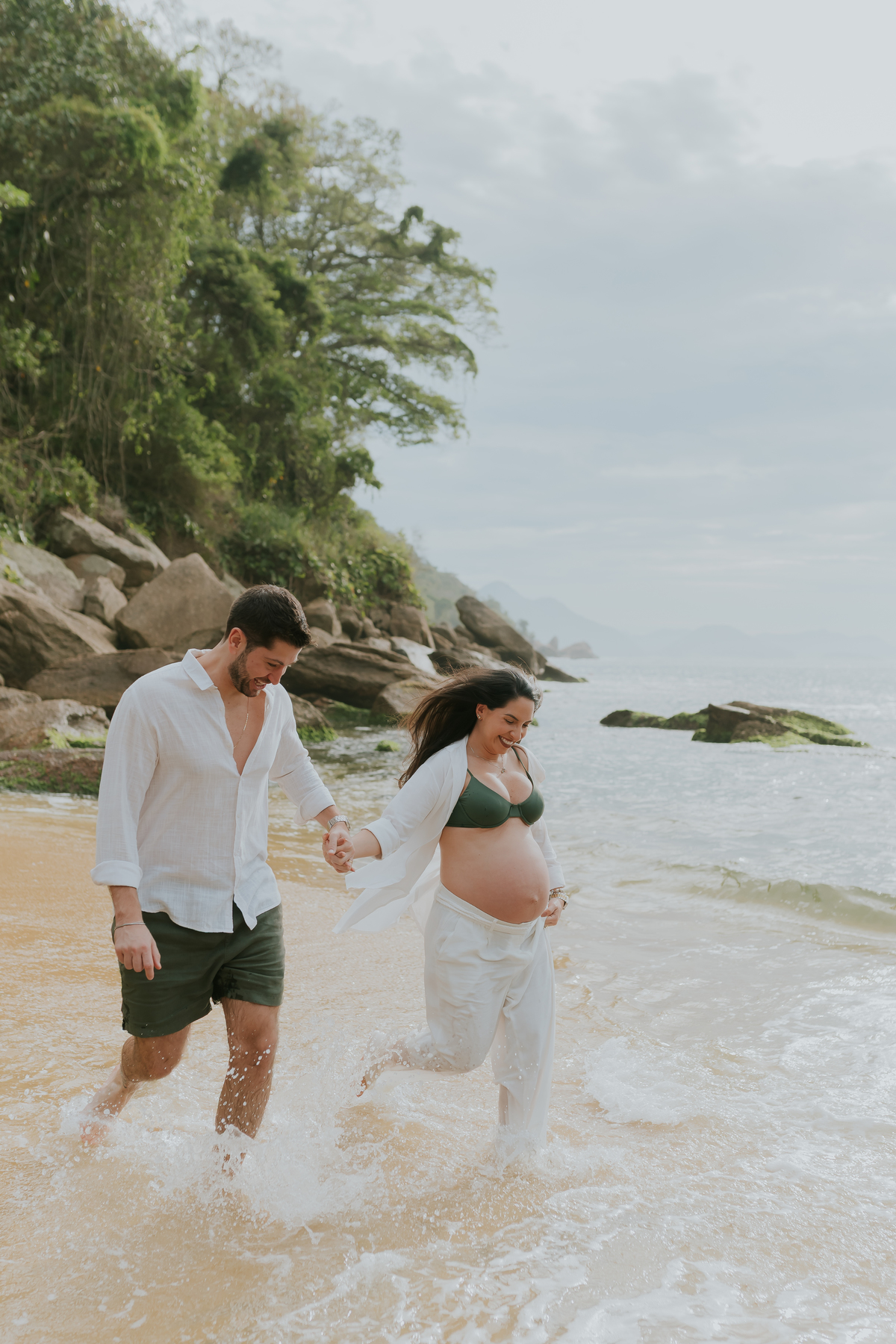 fotografa bruna Guerson fotografia ensaio gestante gravida a espera da Giovana praia vermelha urca rio de janeiro rj ao ar livre 