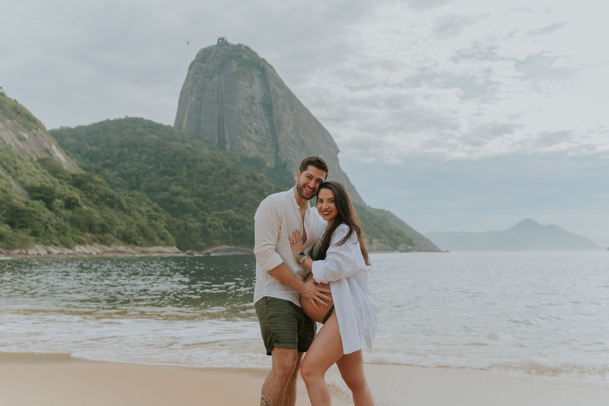 fotografa bruna Guerson fotografia ensaio gestante gravida a espera da Giovana praia vermelha urca rio de janeiro rj ao ar livre 