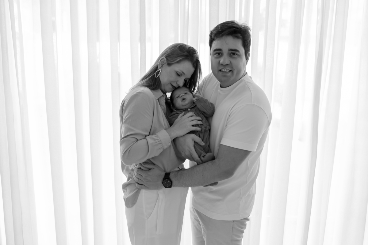 fotografia ensaio em casa lifestyle Pedro 20 dias fotografa familia Rio de Janeiro rj ilha do governador acompanhamento 