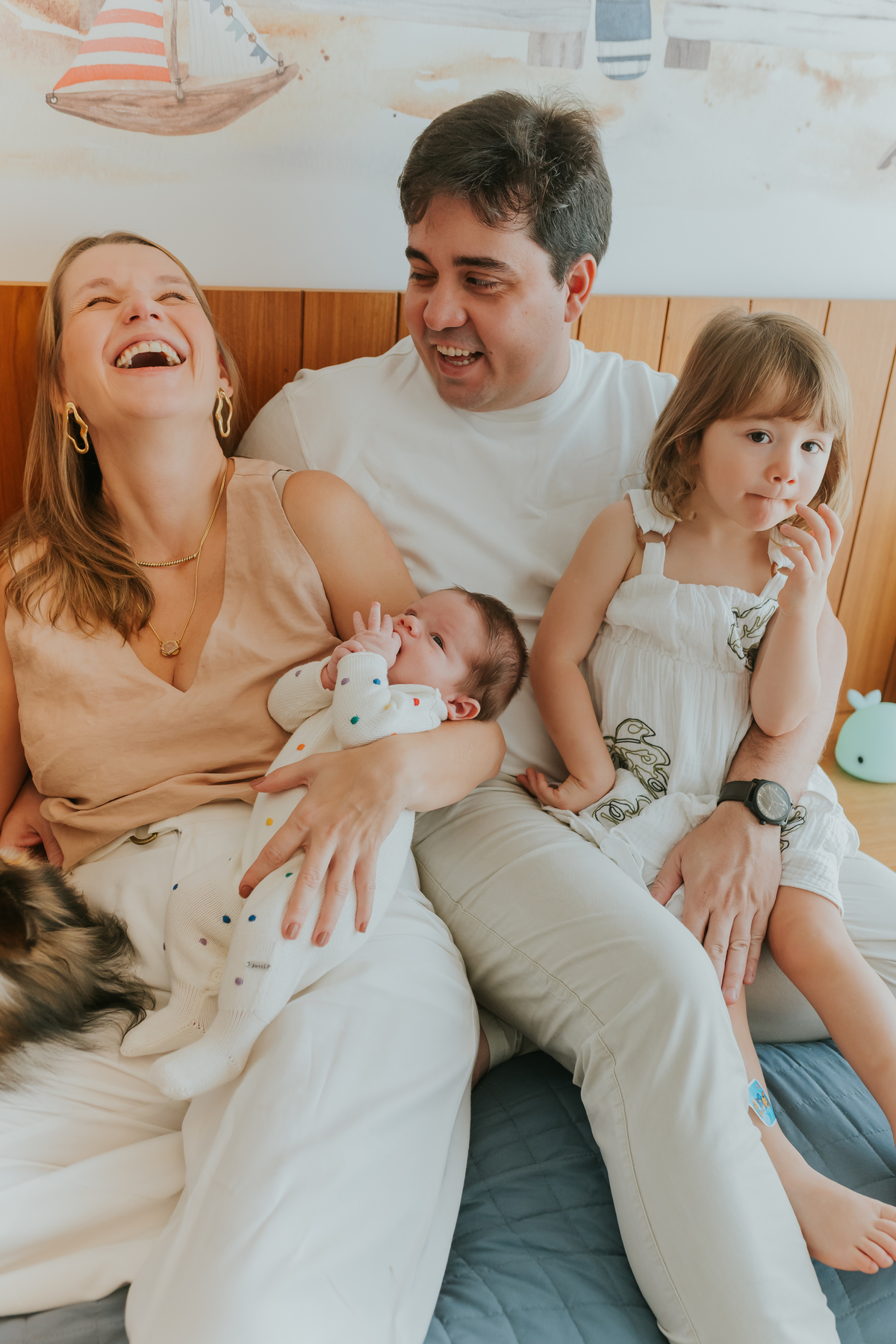 fotografia ensaio em casa lifestyle Pedro 20 dias fotografa familia Rio de Janeiro rj ilha do governador acompanhamento 
