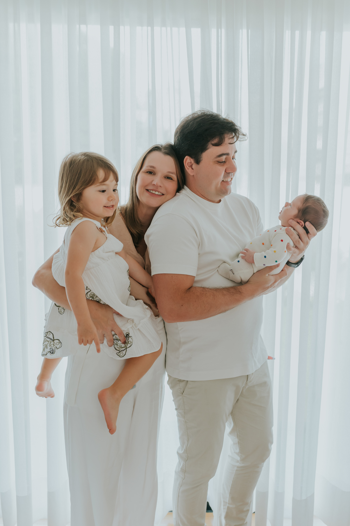 fotografia ensaio em casa lifestyle Pedro 20 dias fotografa familia Rio de Janeiro rj ilha do governador acompanhamento 