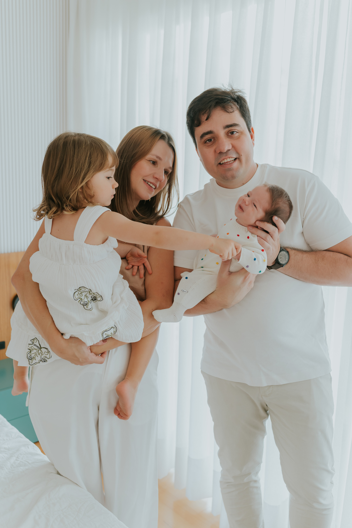 fotografia ensaio em casa lifestyle Pedro 20 dias fotografa familia Rio de Janeiro rj ilha do governador acompanhamento 