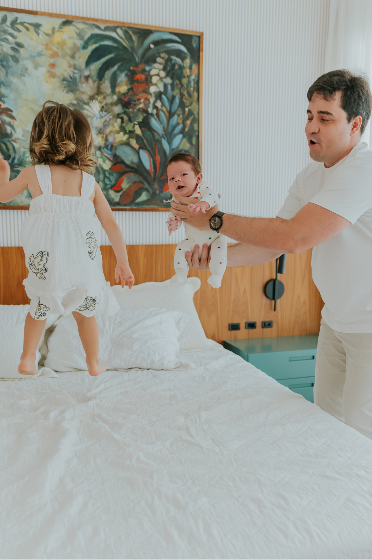 fotografia ensaio em casa lifestyle Pedro 20 dias fotografa familia Rio de Janeiro rj ilha do governador acompanhamento 
