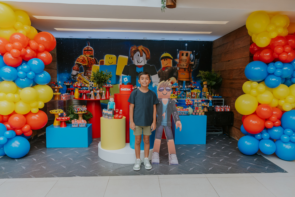 fotografia festa infantil casa de festas 7 anos Gabriel tema roblox fotografa rio de janeiro quintal aventura Botafogo rj 