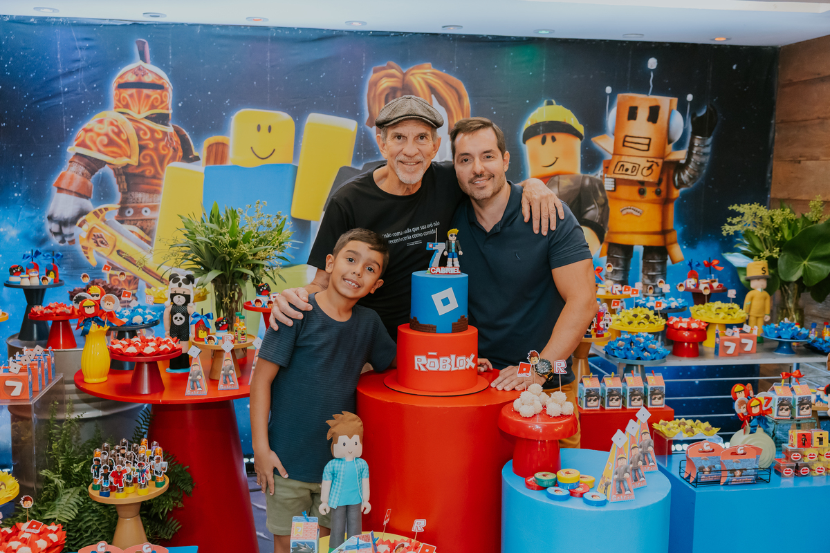 fotografia festa infantil casa de festas 7 anos Gabriel tema roblox fotografa rio de janeiro quintal aventura Botafogo rj 