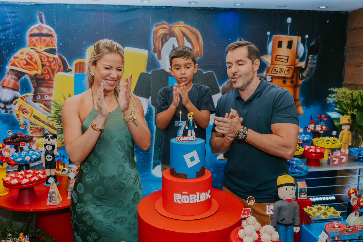 fotografia festa infantil casa de festas 7 anos Gabriel tema roblox fotografa rio de janeiro quintal aventura Botafogo rj 