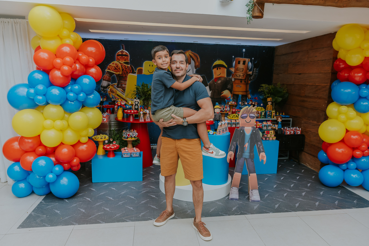 fotografia festa infantil casa de festas 7 anos Gabriel tema roblox fotografa rio de janeiro quintal aventura Botafogo rj 