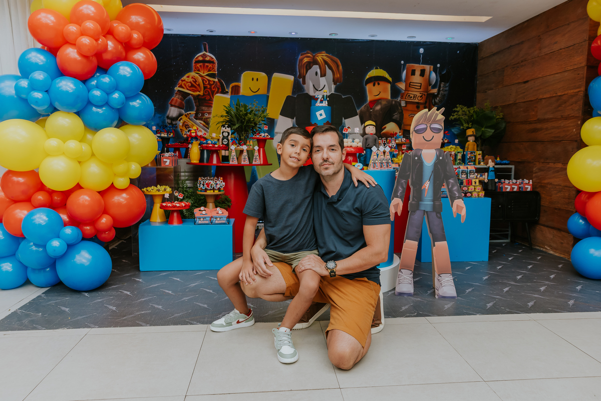 fotografia festa infantil casa de festas 7 anos Gabriel tema roblox fotografa rio de janeiro quintal aventura Botafogo rj 