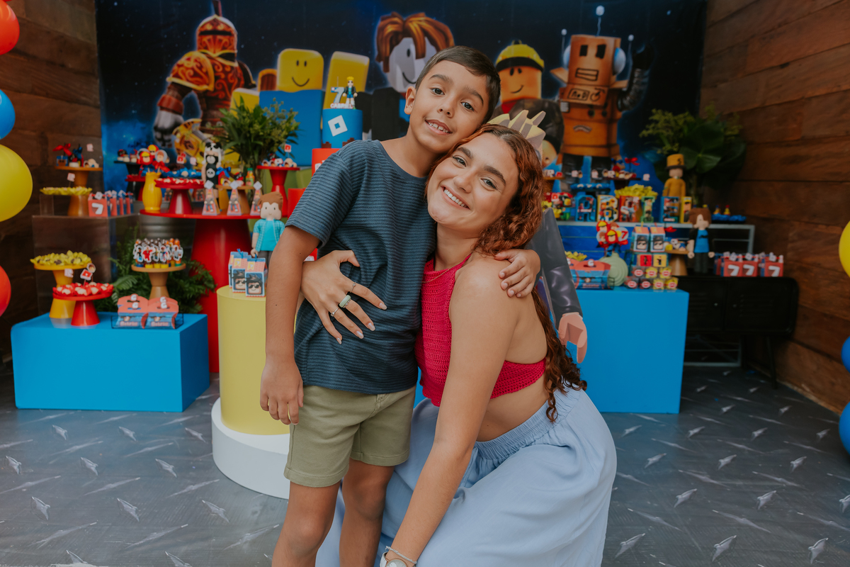 fotografia festa infantil casa de festas 7 anos Gabriel tema roblox fotografa rio de janeiro quintal aventura Botafogo rj 