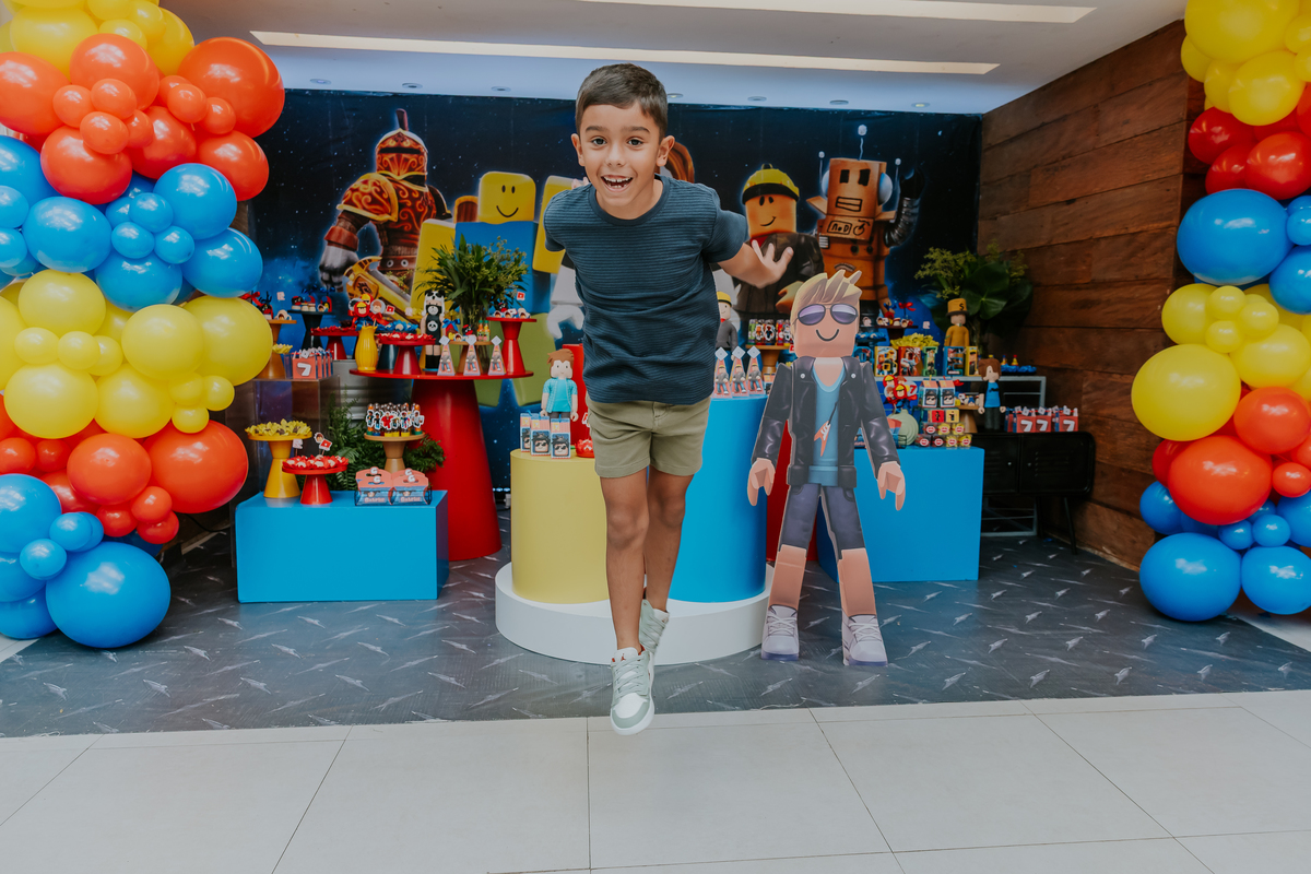 fotografia festa infantil casa de festas 7 anos Gabriel tema roblox fotografa rio de janeiro quintal aventura Botafogo rj 
