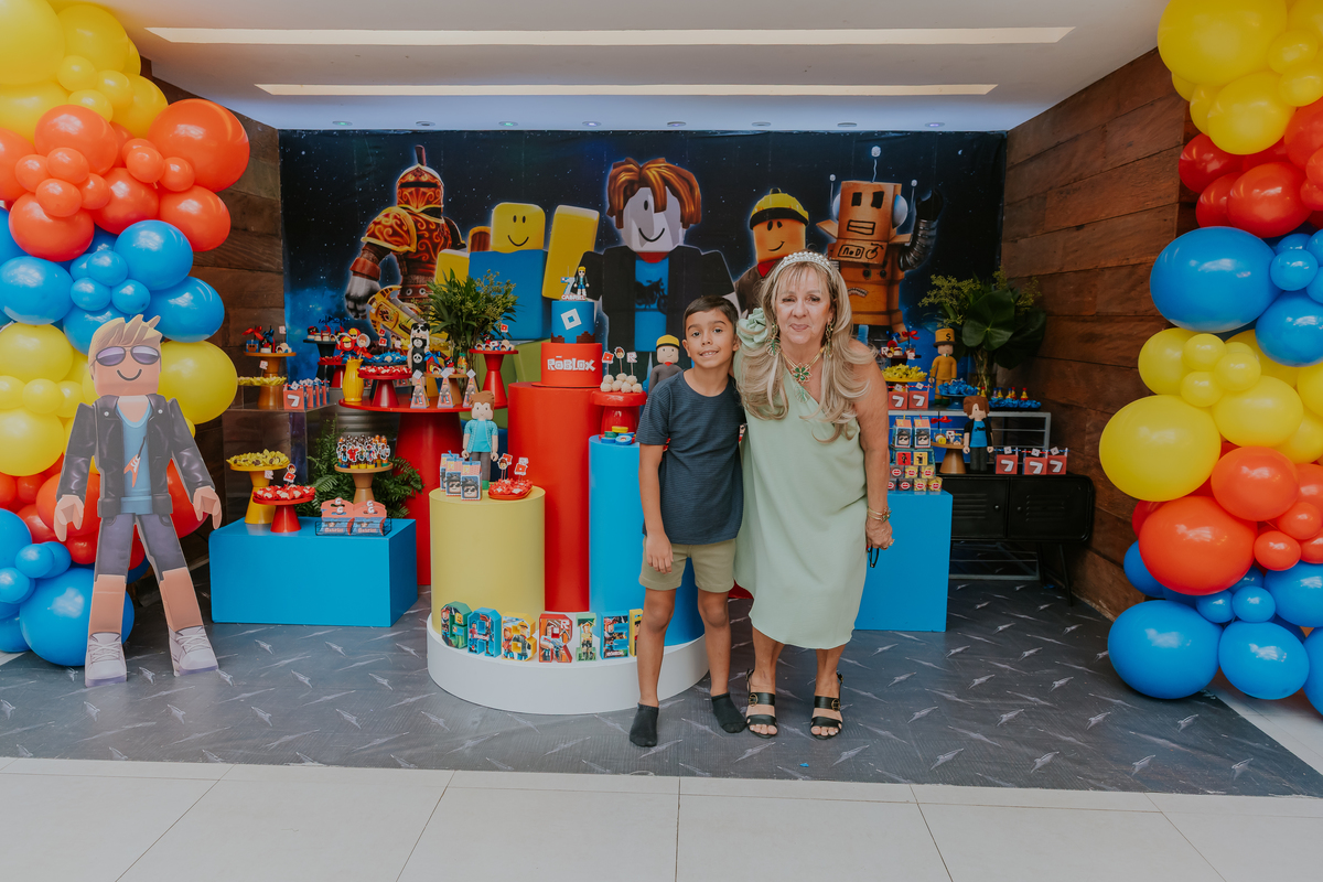 fotografia festa infantil casa de festas 7 anos Gabriel tema roblox fotografa rio de janeiro quintal aventura Botafogo rj 