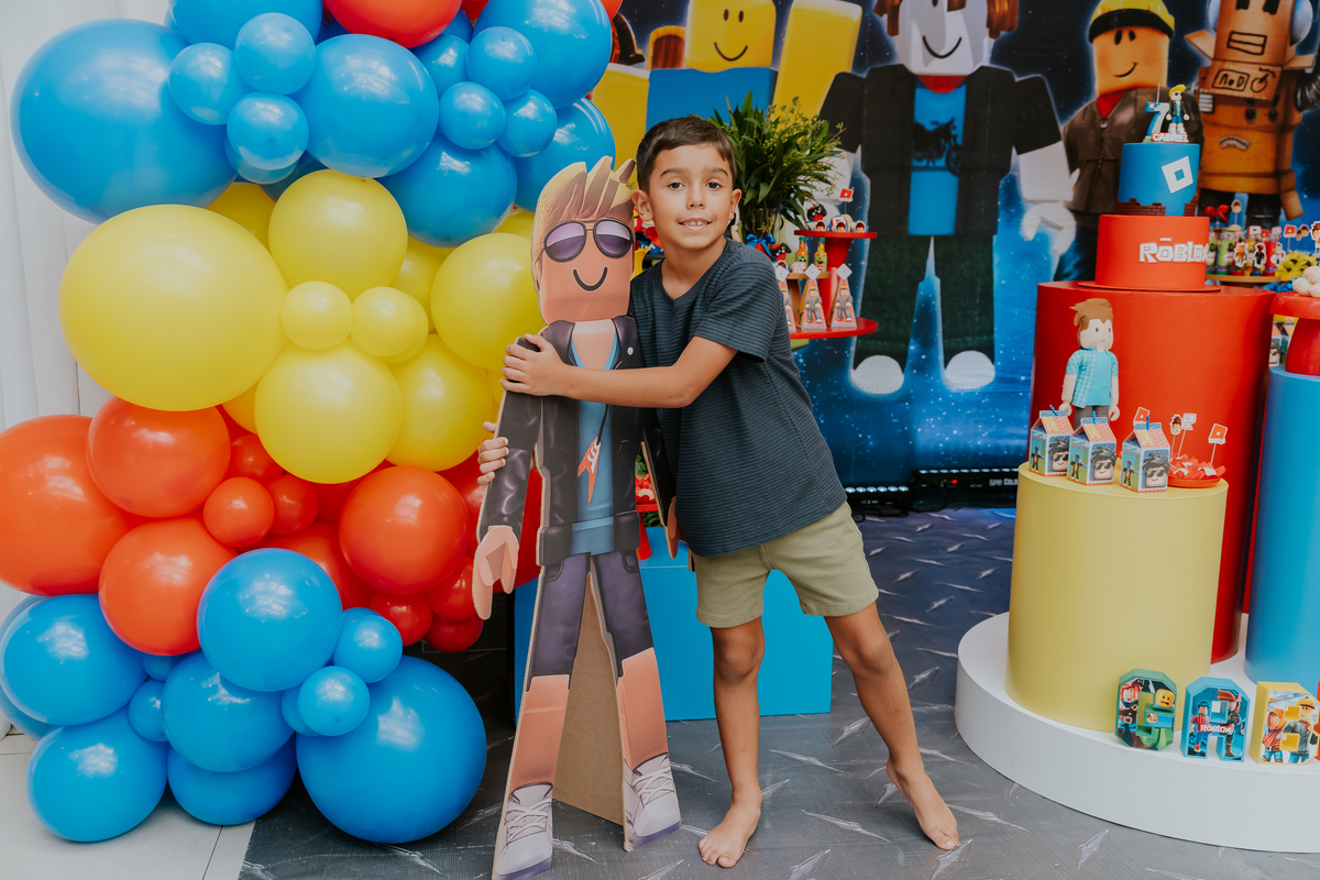 fotografia festa infantil casa de festas 7 anos Gabriel tema roblox fotografa rio de janeiro quintal aventura Botafogo rj 