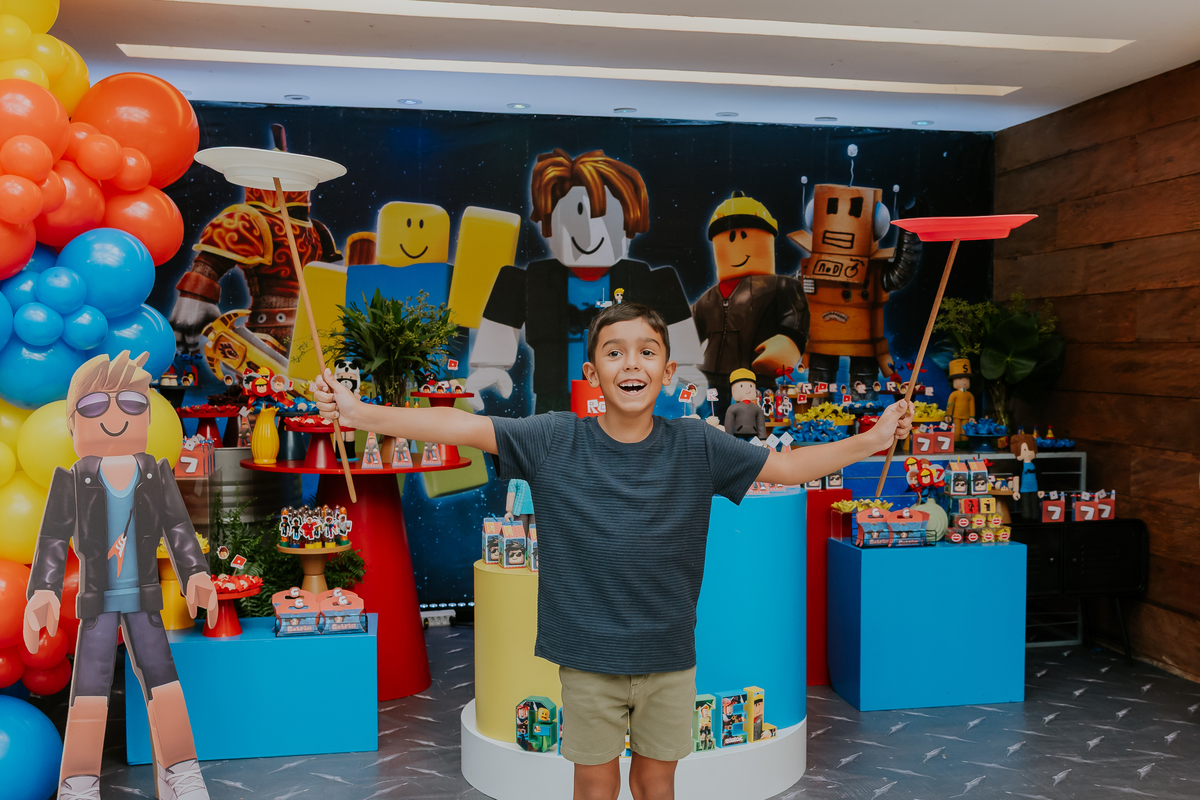 fotografia festa infantil casa de festas 7 anos Gabriel tema roblox fotografa rio de janeiro quintal aventura Botafogo rj 